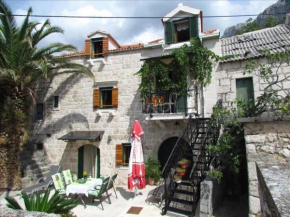 Ferienhaus mit Terrasse für fünf Personen